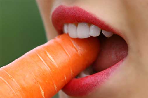 Eat your way to a healthy mouth!